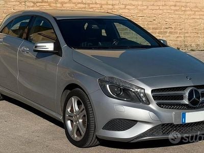 Usata Mercedes A180 109 CV (80 kW) 2013 Grigio Berlina
