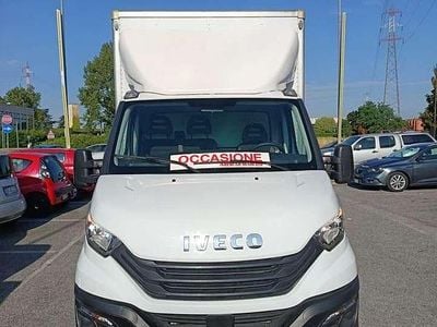 Usata Iveco Daily 136 CV (100 kW) 2022 Bianco Furgone