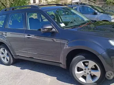 Usata Subaru Forester 147 CV (108 kW) 2011 Grigio SUV