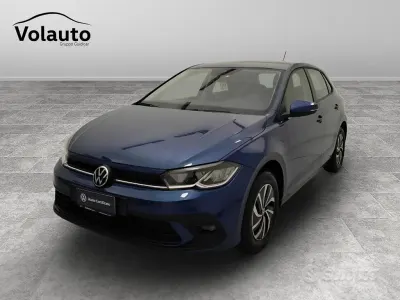 Begagnad VW Polo Life 90 HK (66 kW) 2024 Blå Halvkombi