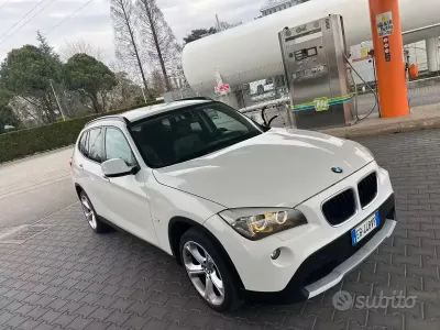 Usata BMW X1 177 CV (130 kW) 2010 Bianco SUV