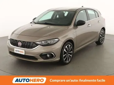 Usata Fiat Tipo Lounge 95 CV (69 kW) 2018 Oro Berlina