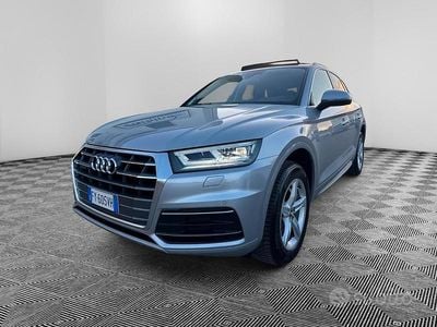 Begagnad Audi Q5 Design 190 HK (139 kW) 2019 Grå SUV