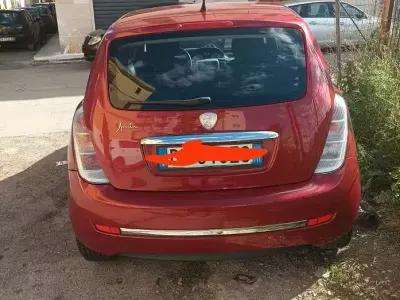 Usata Lancia Ypsilon 60 CV (44 kW) 2007 Rosso Utilitaria