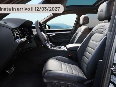 Nuova VW Touareg Edition 462 CV (339 kW) 2026 Argento SUV