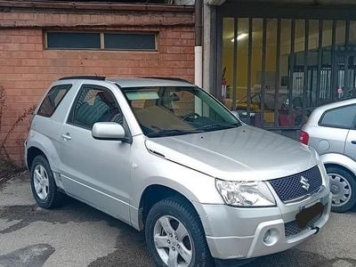 Usata Suzuki Grand Vitara 2008 Grigio SUV