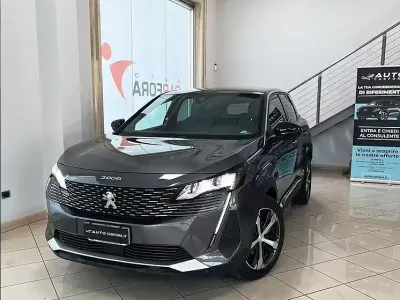 Usata Peugeot 3008 Allure 131 CV (96 kW) 2023 Grigio SUV