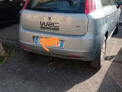 Usata Fiat Punto 120 CV (88 kW) 2008 Grigio Utilitaria