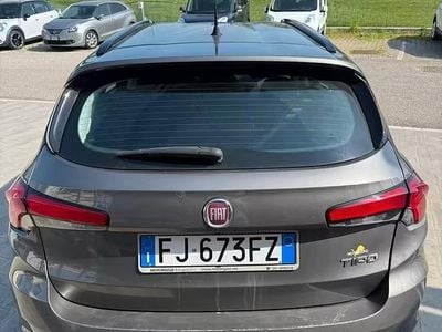 Usata Fiat Tipo Lounge 120 CV (88 kW) 2017 Grigio Station wagon