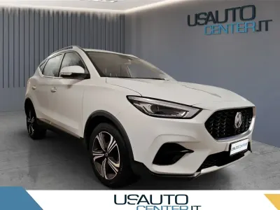 Usata MG ZS Luxury 106 CV (77 kW) 2022 Berlina