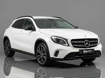 Bianco past. Usata 2019 Mercedes GLA200 Edition SUV | 22.290 € (Buon prezzo)