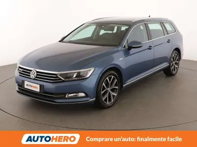Usata VW Passat Highline 190 CV (139 kW) 2015 Blu/azzurro Station wagon