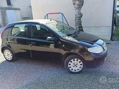 Usata Fiat Punto 77 CV (56 kW) 2009 Utilitaria