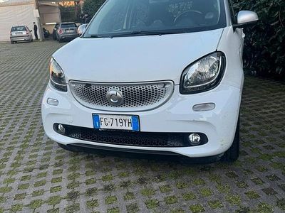 Bianco Usata 2016 Smart ForFour Utilitaria | 7699 €