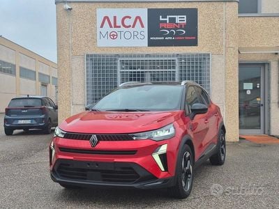 Usata Renault Captur Techno 100 CV (73 kW) 2025 Rosso SUV