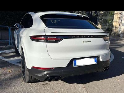 Usata Porsche Cayenne E-Hybrid Coupe 462 CV (339 kW) 2020 Bianco Coupé