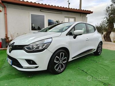 Usata Renault Clio IV Zen 75 CV (55 kW) 2017 Bianco Berlina