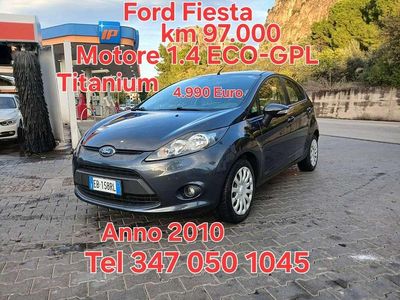 Usata Ford Fiesta Titanium 95 CV (69 kW) 2010 Grigio Berlina