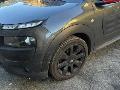 Usata Citroën C4 Cactus 92 CV (67 kW) 2015 Nero Utilitaria
