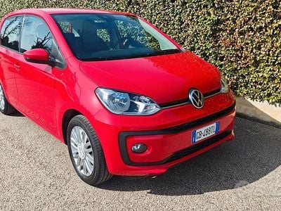 Usata VW up! 2020 Rosso Utilitaria