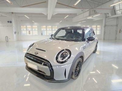 Usata Mini Cooper SE 135 kW (184 CV) 2021 Grigio Utilitaria
