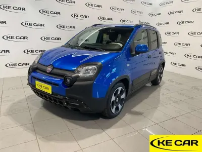 Usata Fiat Panda Cross Cross 69 CV (50 kW) 2025 Blu/azzurro Utilitaria