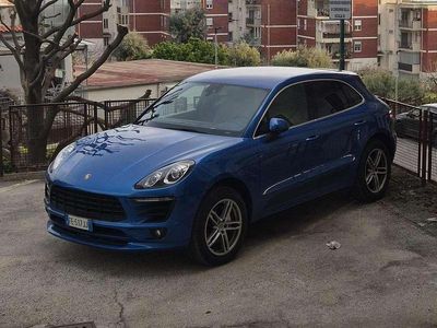 Usata Porsche Macan 343 CV (252 kW) 2016 Blu/azzurro SUV