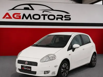 Usata Fiat Grande Punto Active 75 CV (55 kW) 2006 Bianco Utilitaria