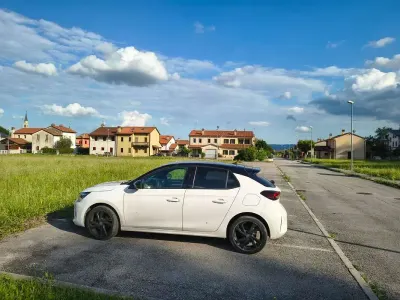 Usata Opel Corsa GS Line 101 CV (74 kW) 2020 Bianco Utilitaria