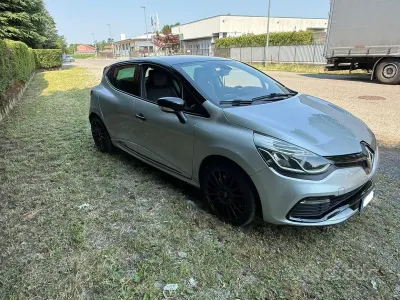 Usata Renault Clio IV R.S. 200 CV (147 kW) 2015 Grigio Utilitaria