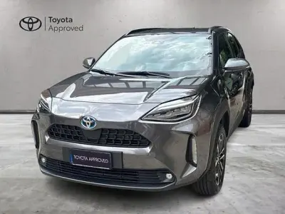 Usata Toyota Yaris Cross Trend 116 CV (85 kW) 2023 Dark grey SUV