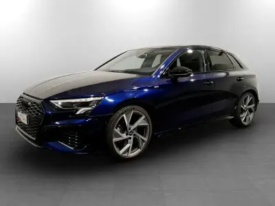 Usata Audi A3 Ambiente 150 CV (110 kW) 2023 Blu navarra metallizzato Berlina