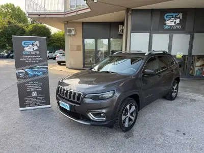 Usata Jeep Cherokee Limited 194 CV (142 kW) 2019 Grigio SUV