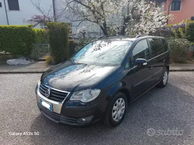 Usata VW Touran 105 CV (77 kW) 2009 Nero Monovolume