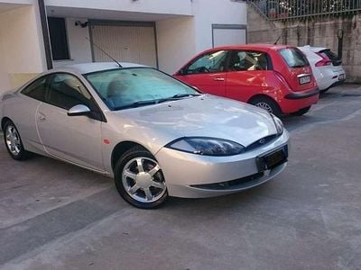 Begagnad Ford Cougar 170 HK (125 kW) 2000 Sportkupé