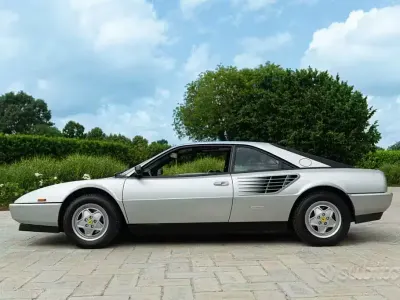 Usata Ferrari Mondial 270 CV (198 kW) 1987 Grigio Coupé