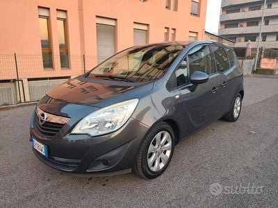 Usata Opel Meriva 101 CV (74 kW) 2011 Nero Monovolume