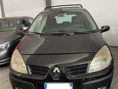 Usata Renault Grand Scénic II Exception 111 CV (81 kW) 2007 Nero Monovolume