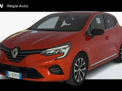 Usata Renault Clio V Techno 91 CV (66 kW) 2022 Arancione Berlina