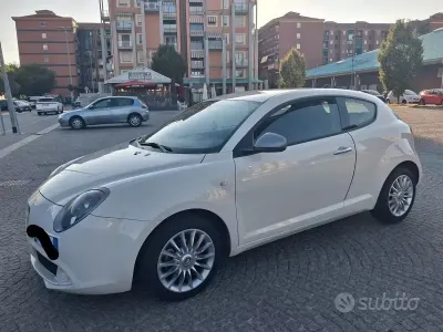 Usata Alfa Romeo MiTo Distinctive 77 CV (56 kW) 2014 Bianco Utilitaria