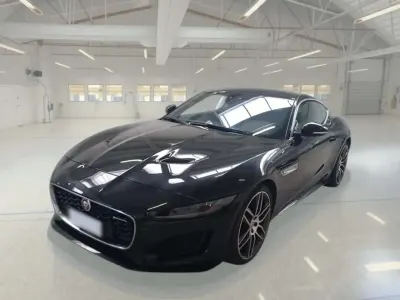 Usata Jaguar F-Type R-Dynamic 300 CV (220 kW) 2022 Nero Coupé