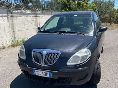 Usata Lancia Ypsilon 60 CV (44 kW) 2005 Utilitaria