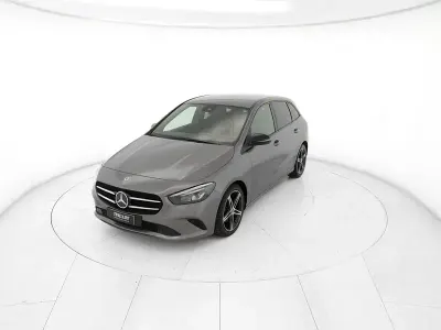 Usata Mercedes B180 116 CV (85 kW) 2022 Grigio Utilitaria