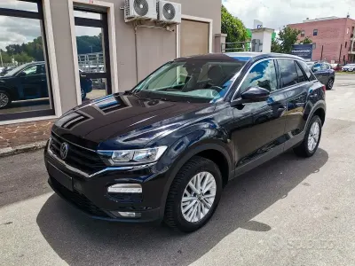 Usata VW T-Roc Style 116 CV (85 kW) 2020 Nero SUV