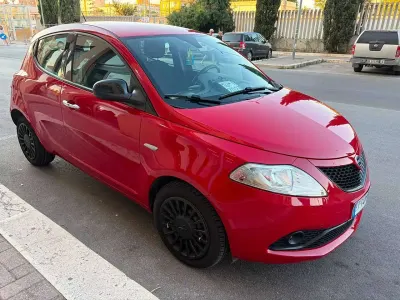 Usata Lancia Ypsilon