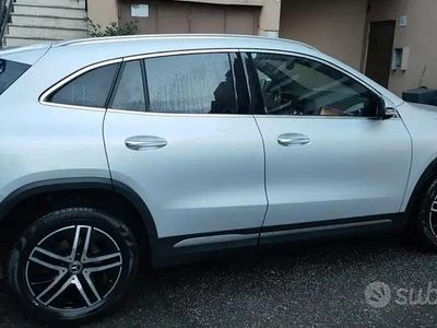 Usata Mercedes GLA180 136 CV (100 kW) 2021 Grigio SUV