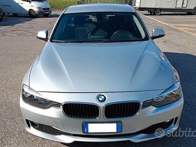 Begagnad BMW 318 143 HK (105 kW) 2014 Grå Kombi