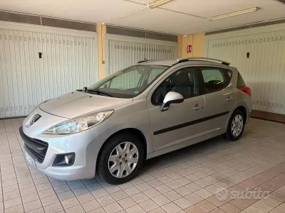 Usata Peugeot 207 90 CV (66 kW) 2009 Grigio Station wagon