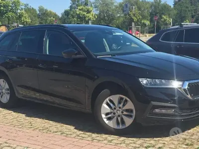 Usata Skoda Octavia Executive 116 CV (85 kW) 2023 Nero Station wagon