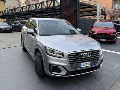 Usata Audi Q2 Business 116 CV (85 kW) 2017 Argento SUV